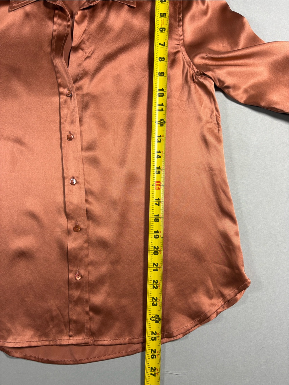 L'Agence Dani Women's Silk Blouse Button Down Size Small Quiet Luxury Designer - Picture 6 of 7